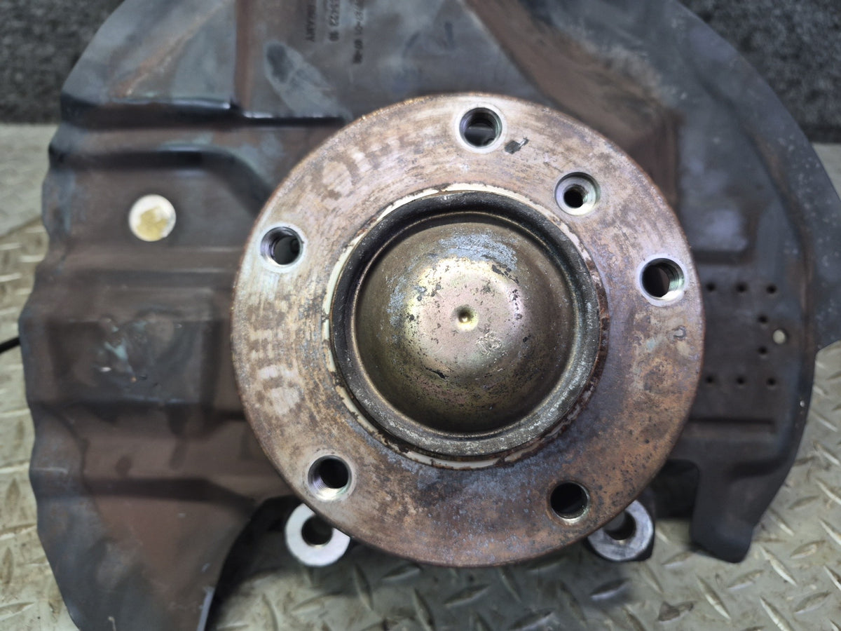 02-06 BMW E46 330ci RWD Front Left Spindle Knuckle Wheel Hub Bearing 110K OEM
