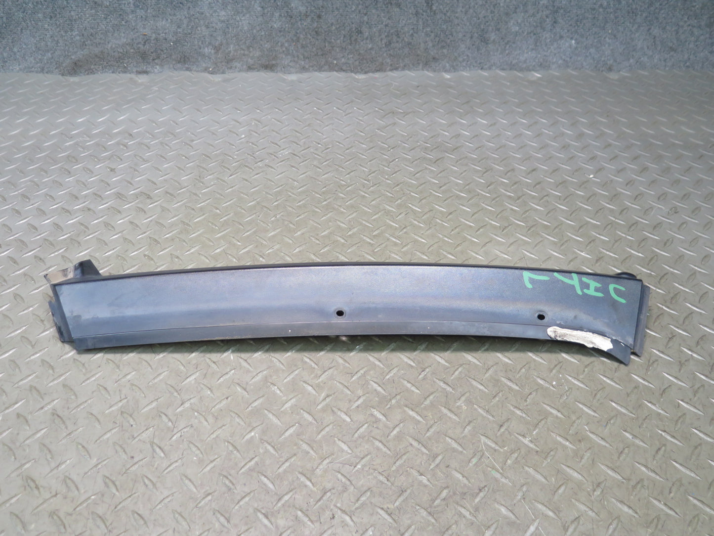 2003-2007 Hummer H2 Front Right Left Exterior A Pillar Trim Cover Panel Set
