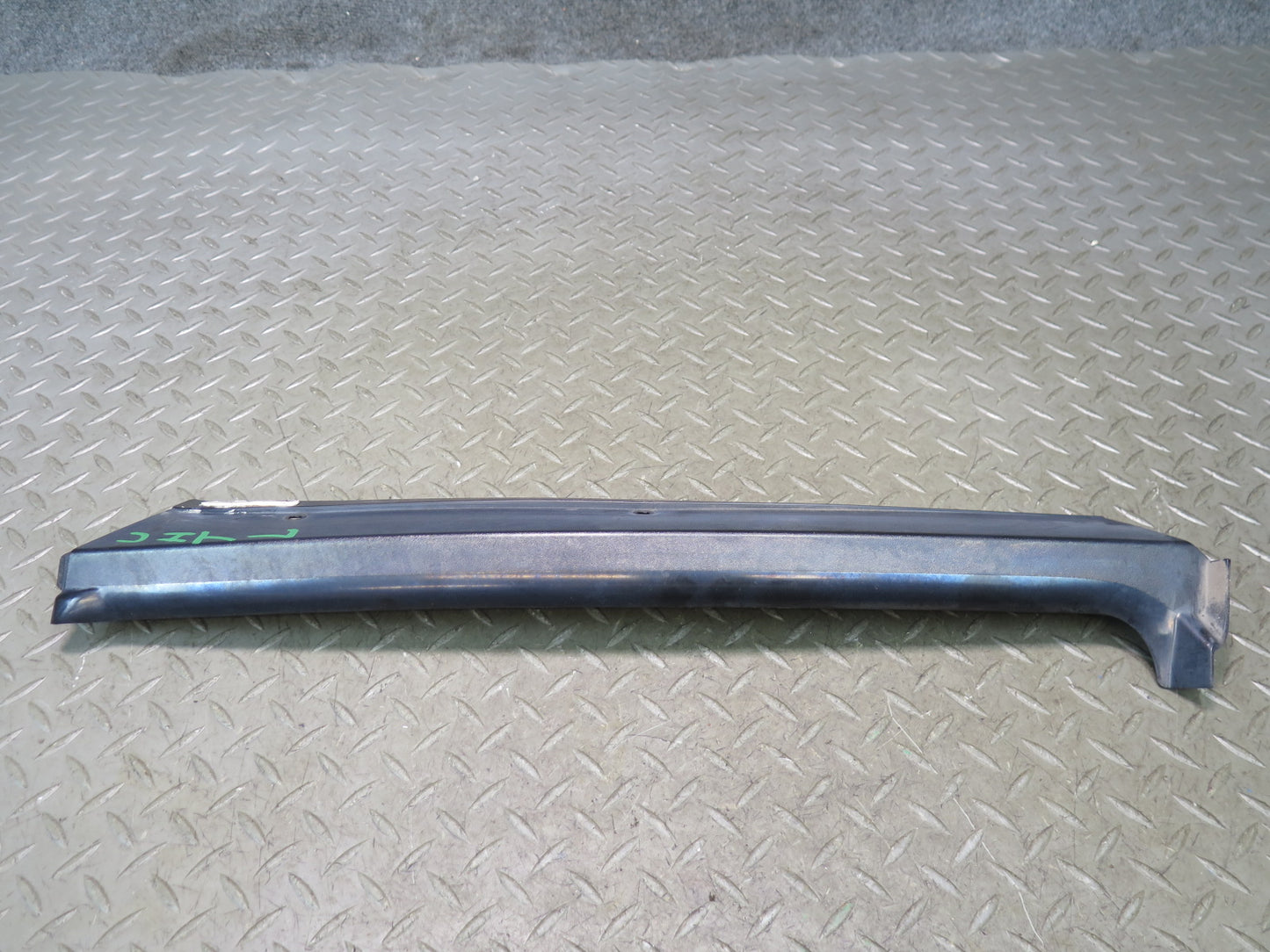 2003-2007 Hummer H2 Front Right Left Exterior A Pillar Trim Cover Panel Set