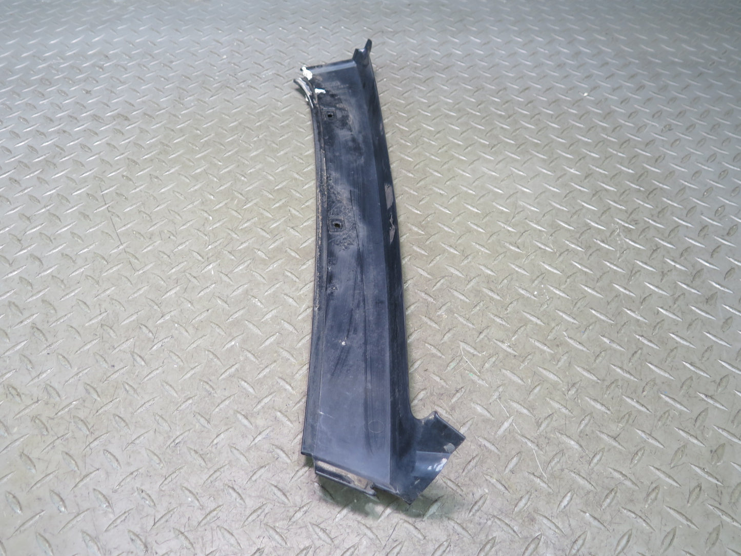 2003-2007 Hummer H2 Front Right Left Exterior A Pillar Trim Cover Panel Set