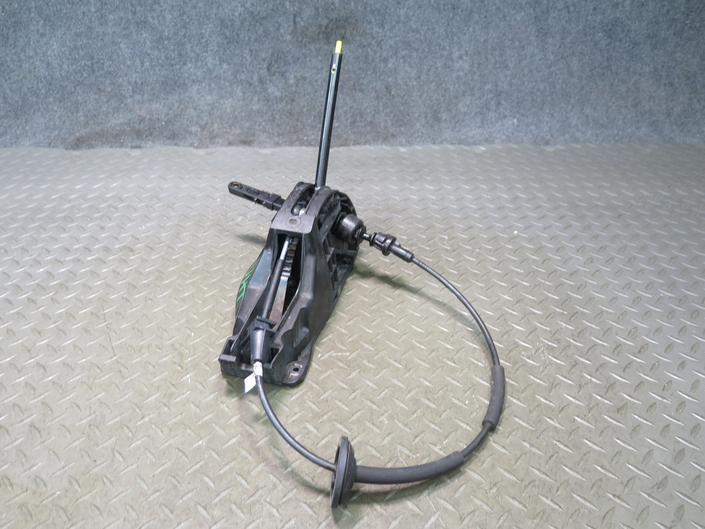 2003-2007 Hummer H2 A/T Automatic Transmission Gear Shifter Selector W/ Cable