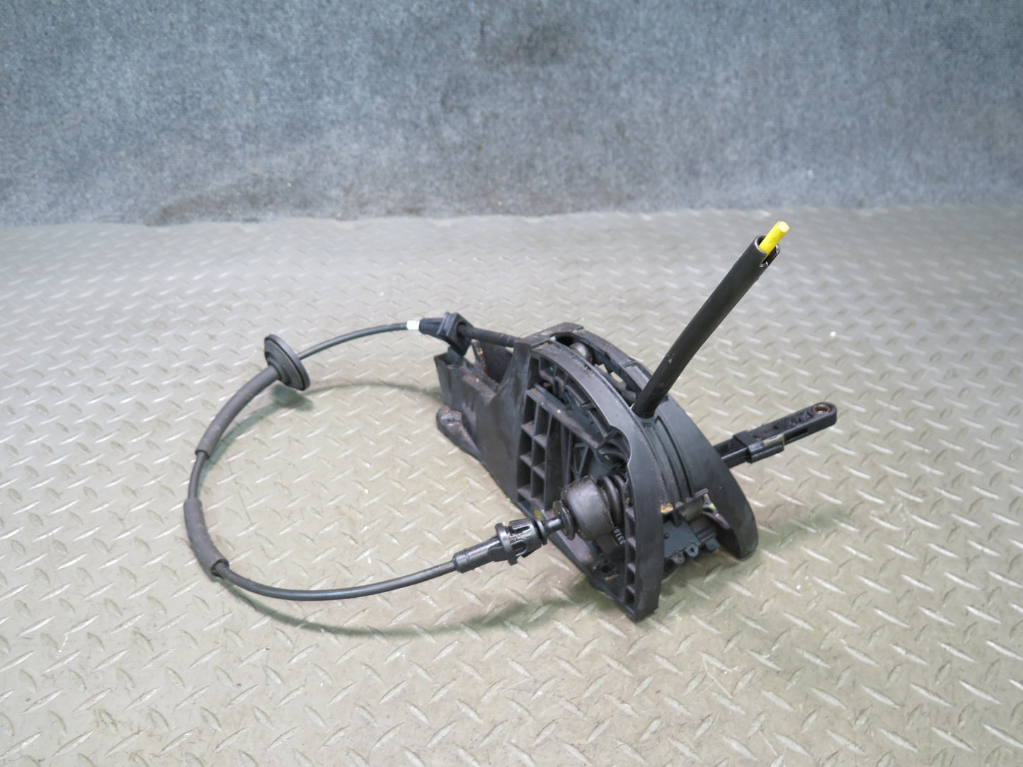 2003-2007 Hummer H2 A/T Automatic Transmission Gear Shifter Selector W/ Cable