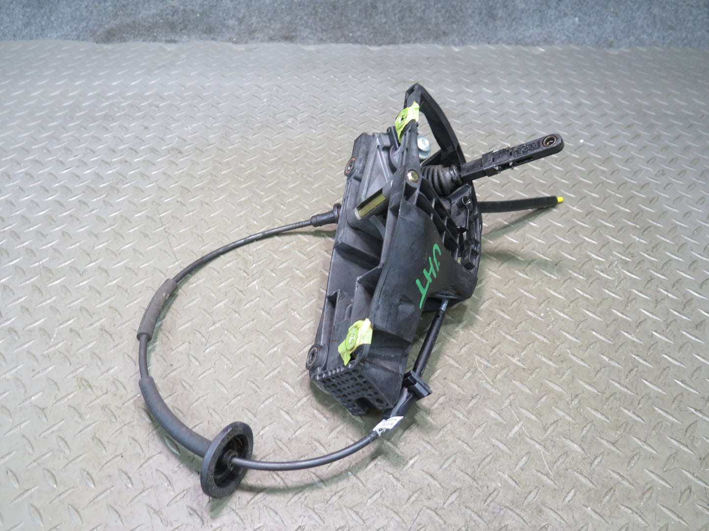 2003-2007 Hummer H2 A/T Automatic Transmission Gear Shifter Selector W/ Cable