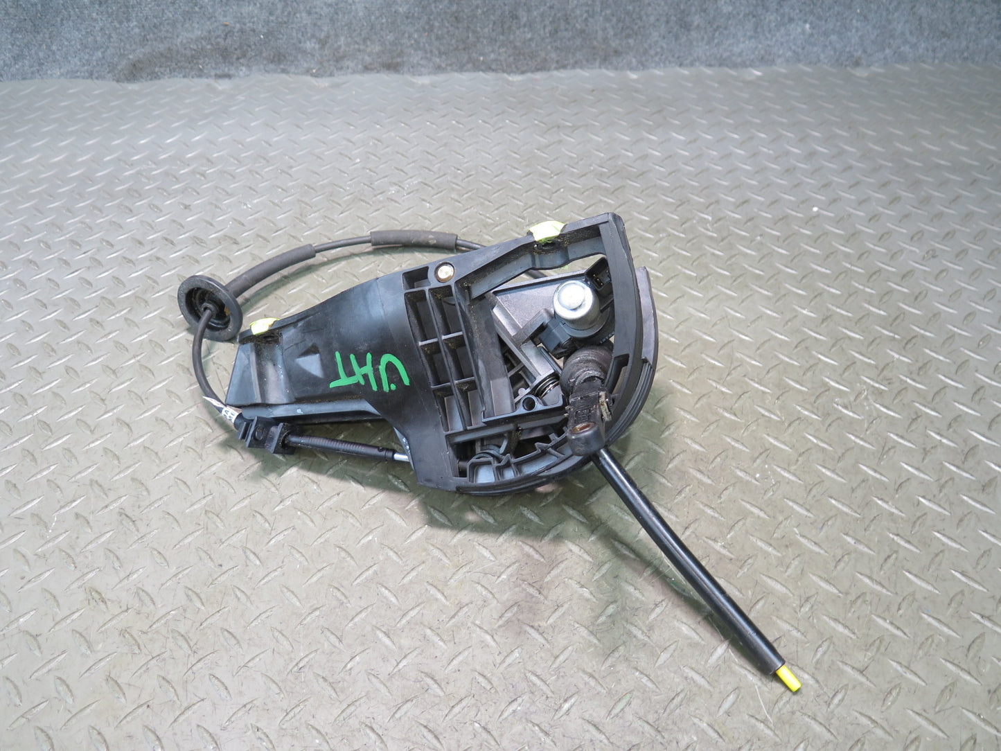 2003-2007 Hummer H2 A/T Automatic Transmission Gear Shifter Selector W/ Cable