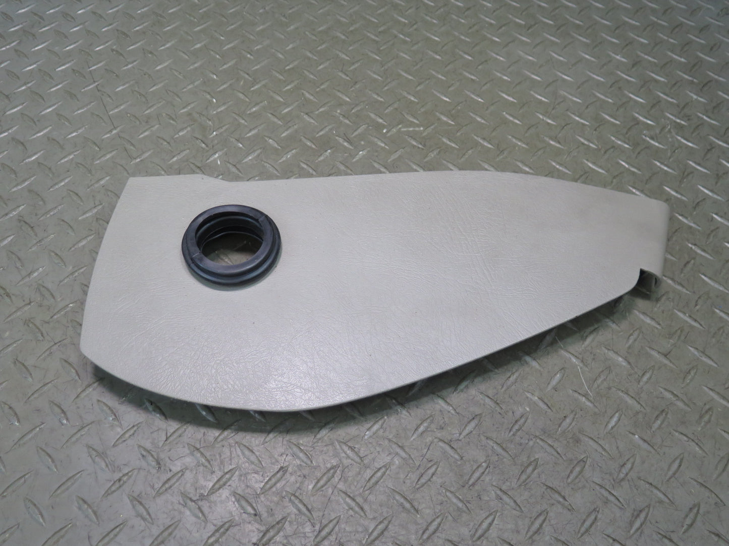 2003-2007 Hummer H2 Dash Front Left & Right END Cap Trim Cover Set of 2
