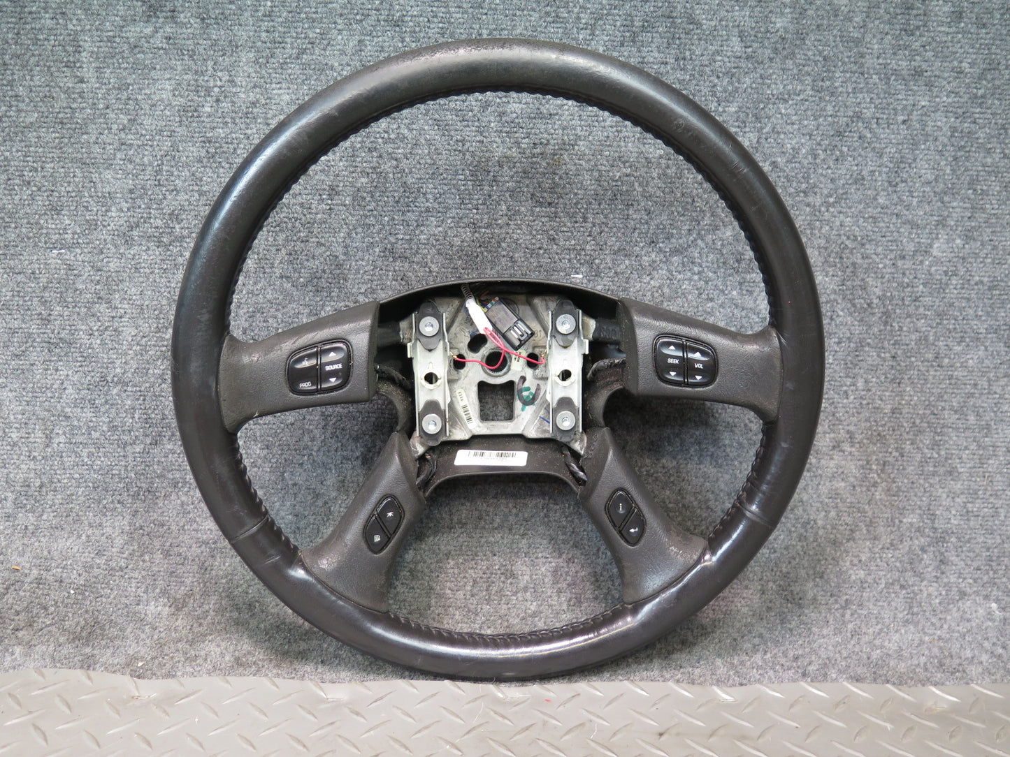 2003-2007 Hummer H2 Leather Black Steering W/ Controls