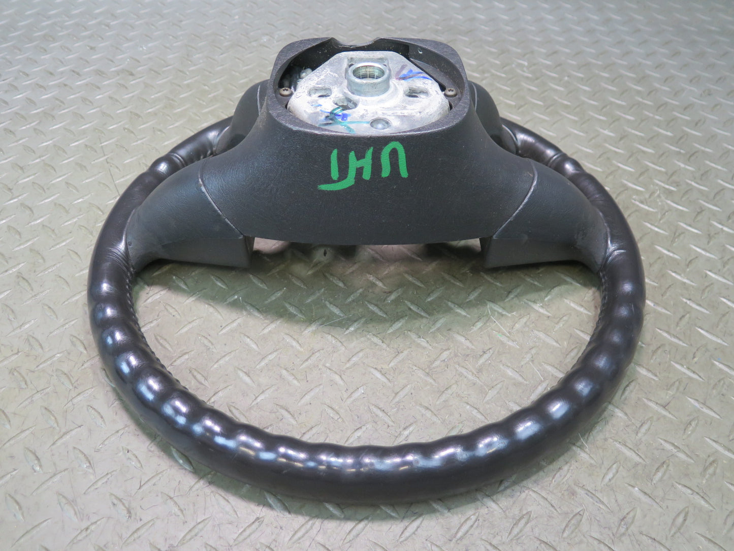 2003-2007 Hummer H2 Leather Black Steering W/ Controls