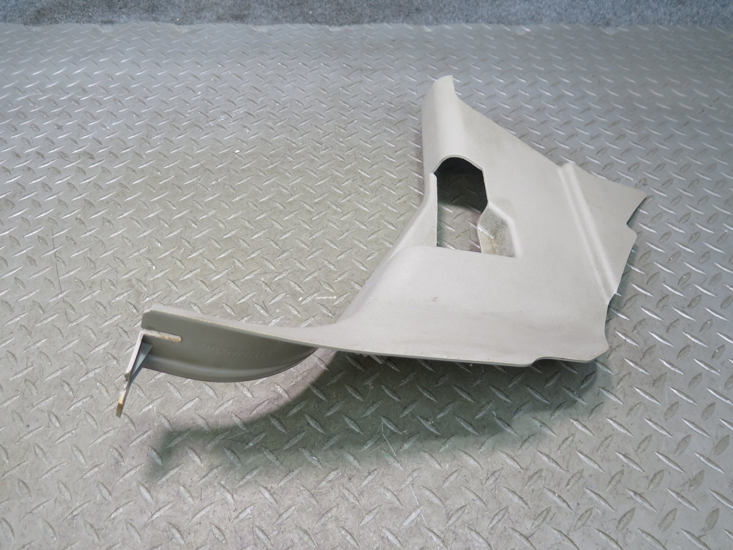 2003-2009 Hummer H2 Front Left & Right Lower Kick Trim Cover Panel Set of 2