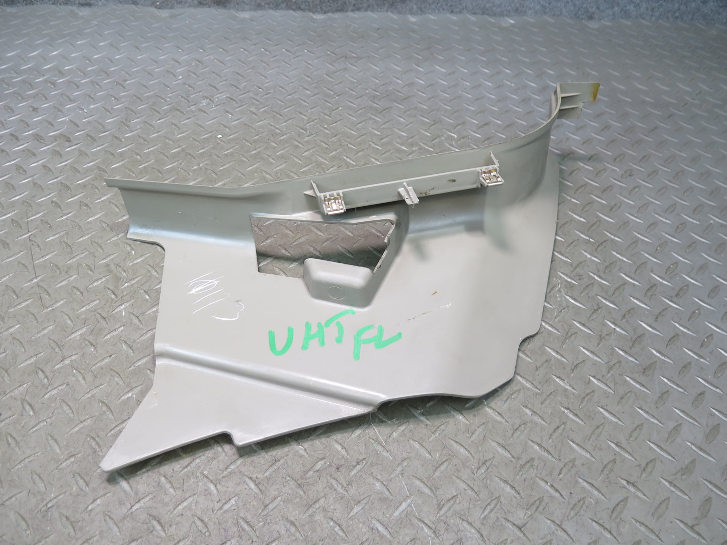 2003-2009 Hummer H2 Front Left & Right Lower Kick Trim Cover Panel Set of 2