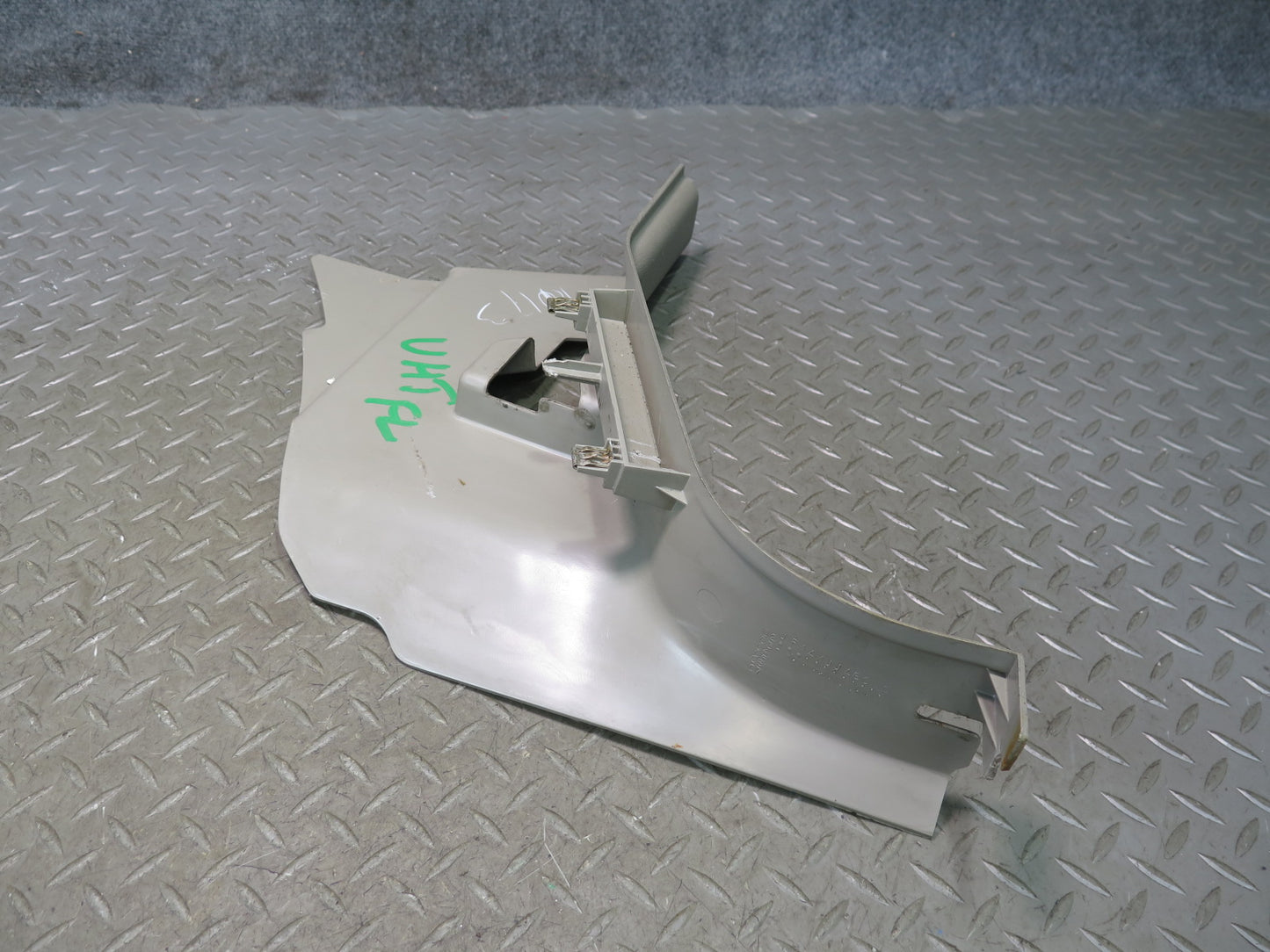 2003-2009 Hummer H2 Front Left & Right Lower Kick Trim Cover Panel Set of 2