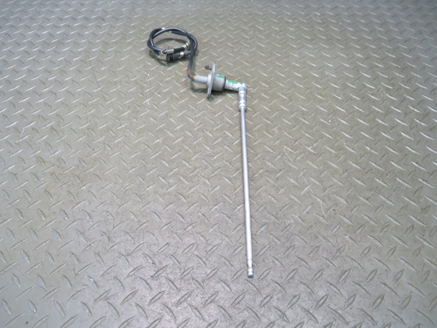 2003-2007 Hummer H2 Radio Antenna Assembly