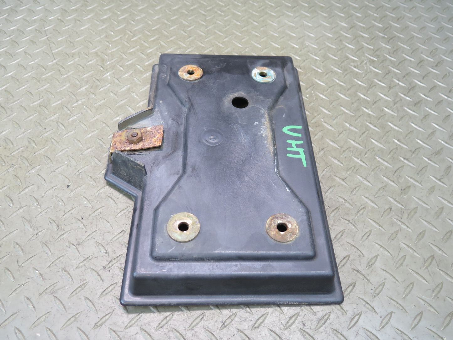 2003-2007 Hummer H2 Battery Tray Bracket Support 15119301