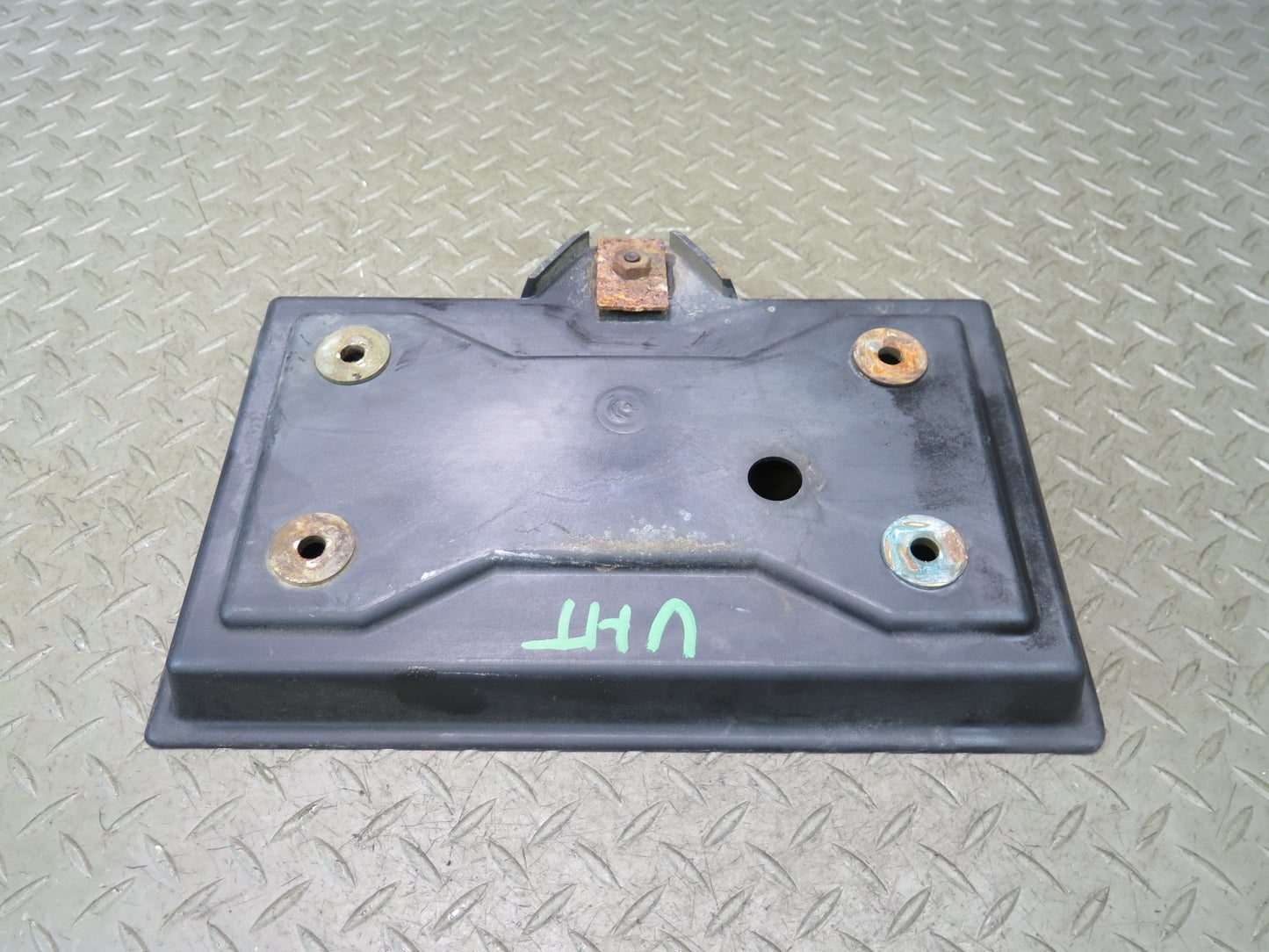 2003-2007 Hummer H2 Battery Tray Bracket Support 15119301