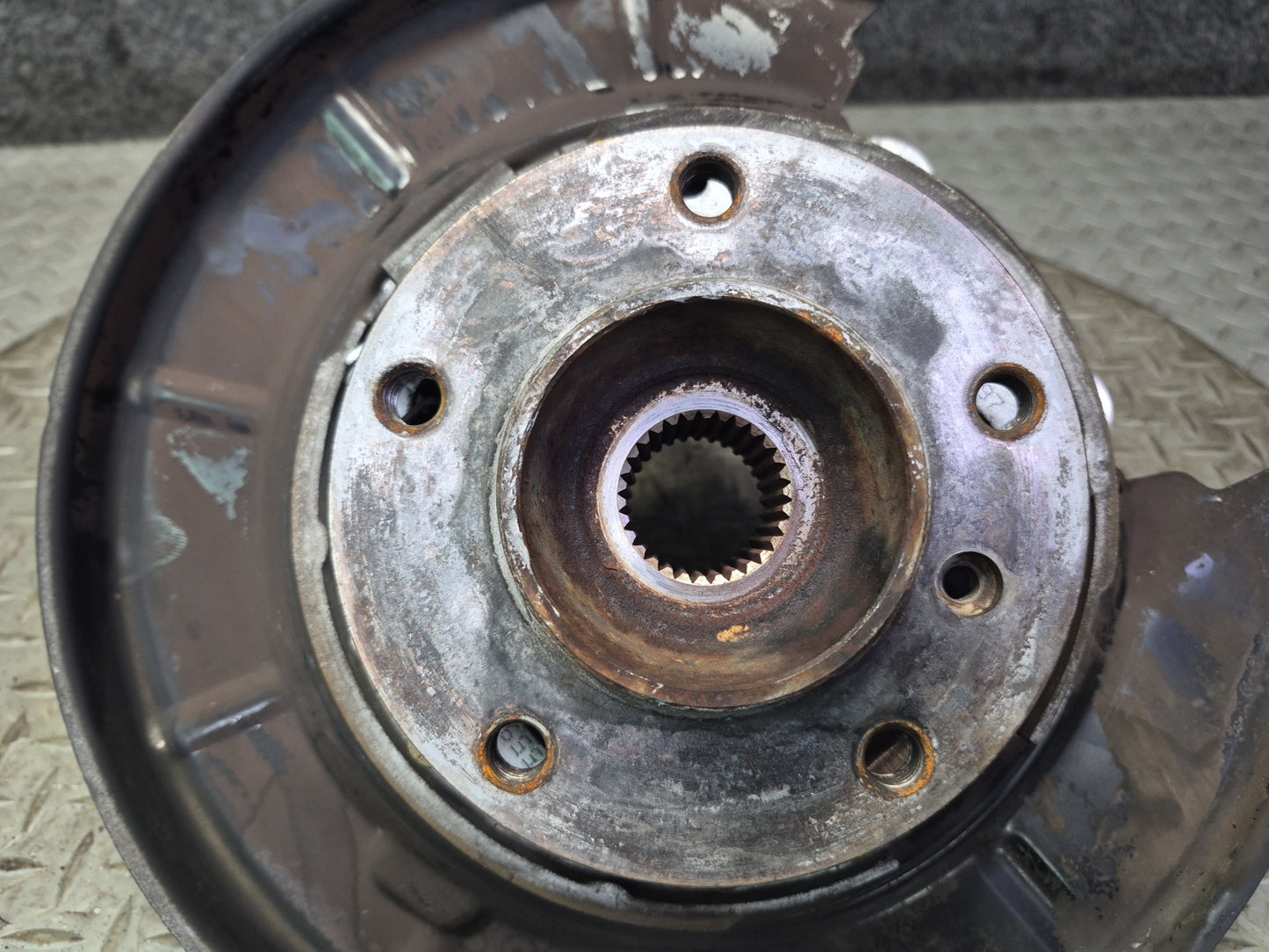 97-01 BMW E39 540i RWD Rear Left Spindle Knuckle Wheel Hub Bearing OEM