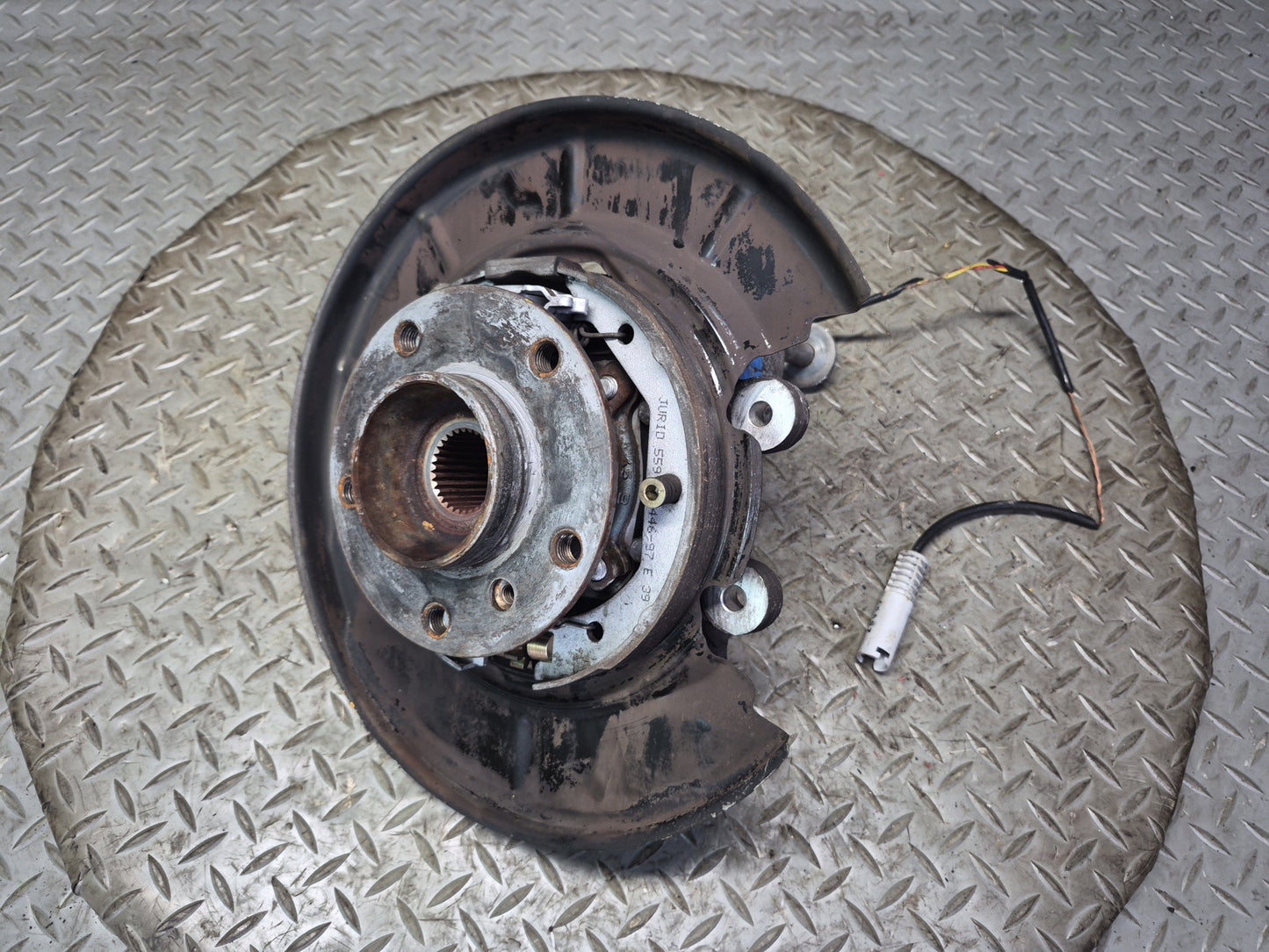 97-01 BMW E39 540i RWD Rear Left Spindle Knuckle Wheel Hub Bearing OEM
