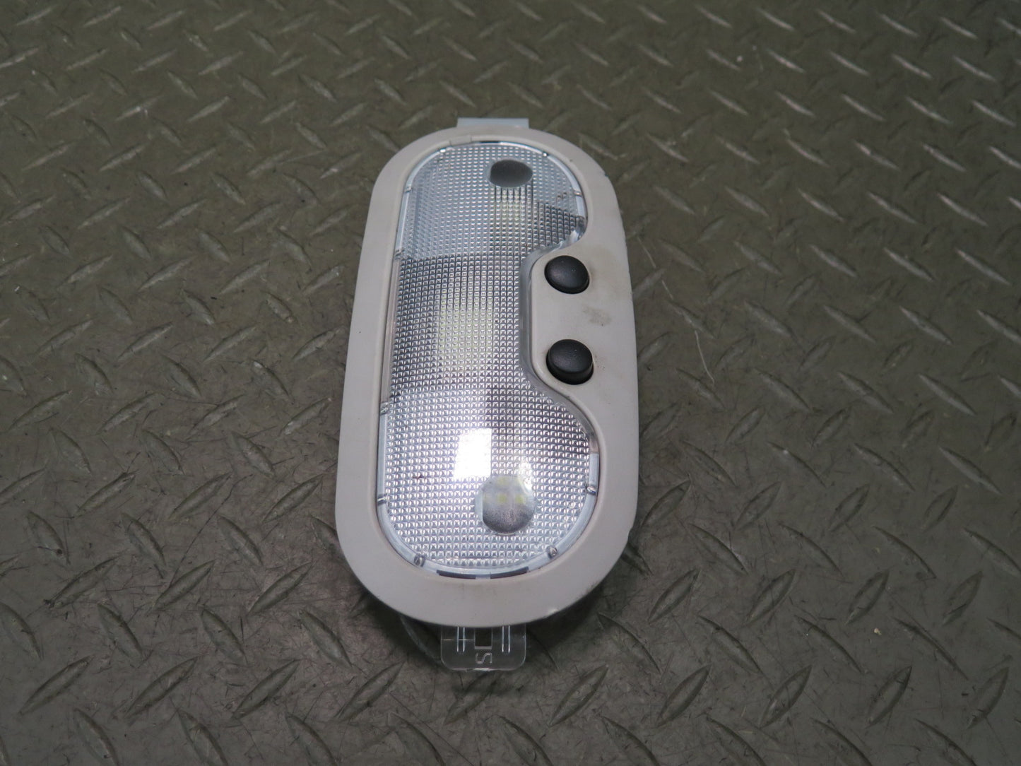 2003-2007 Hummer H2 Rear Overhead Roof Dome Interior Light Lamp