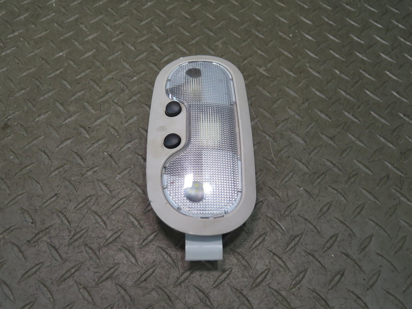 2003-2007 Hummer H2 Rear Overhead Roof Dome Interior Light Lamp