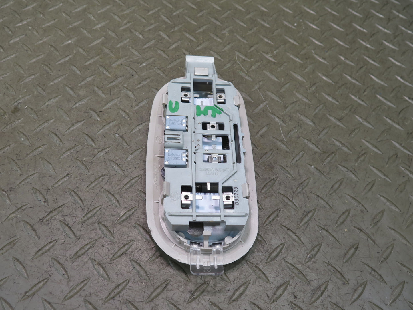 2003-2007 Hummer H2 Rear Overhead Roof Dome Interior Light Lamp