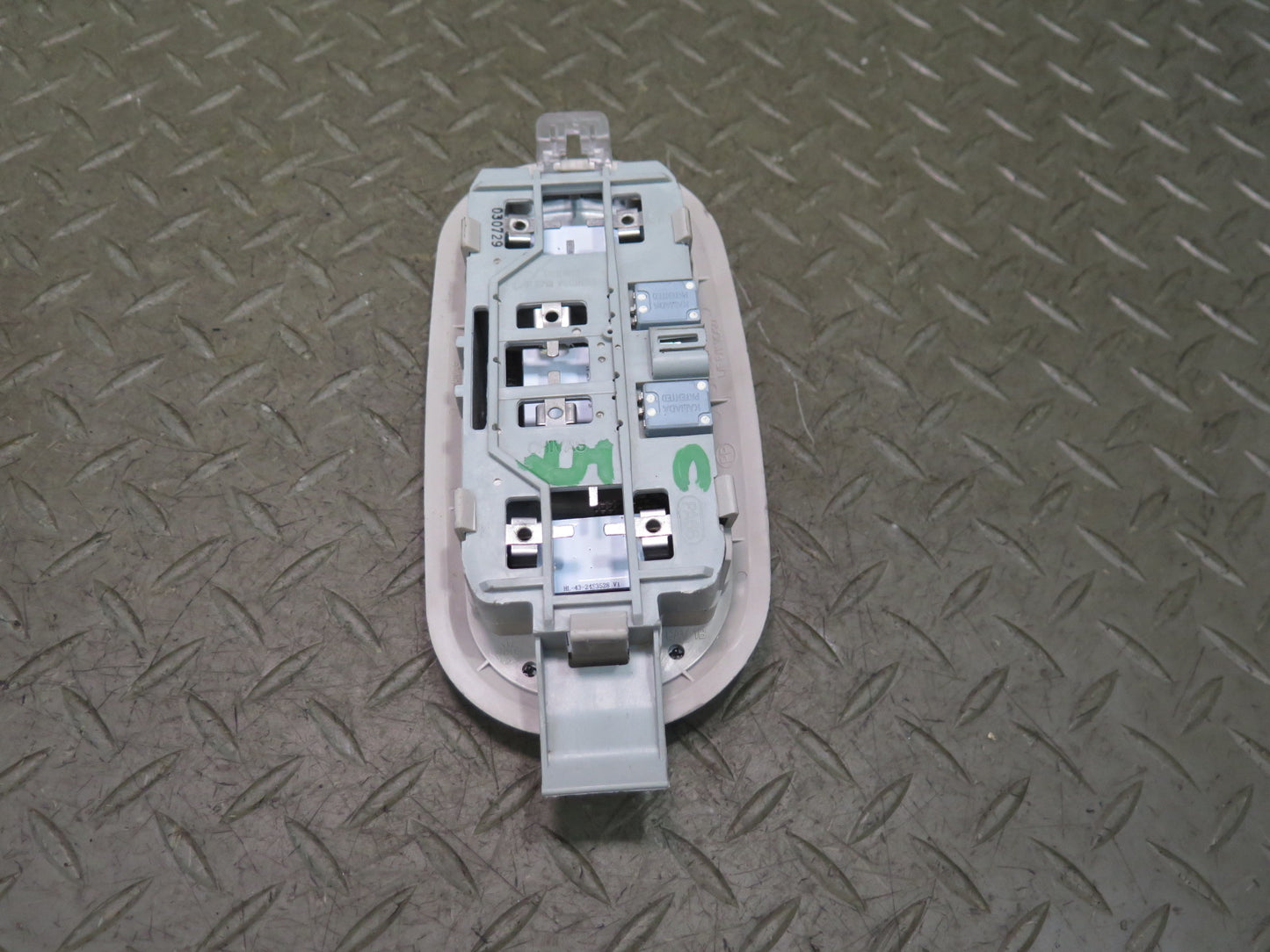 2003-2007 Hummer H2 Rear Overhead Roof Dome Interior Light Lamp