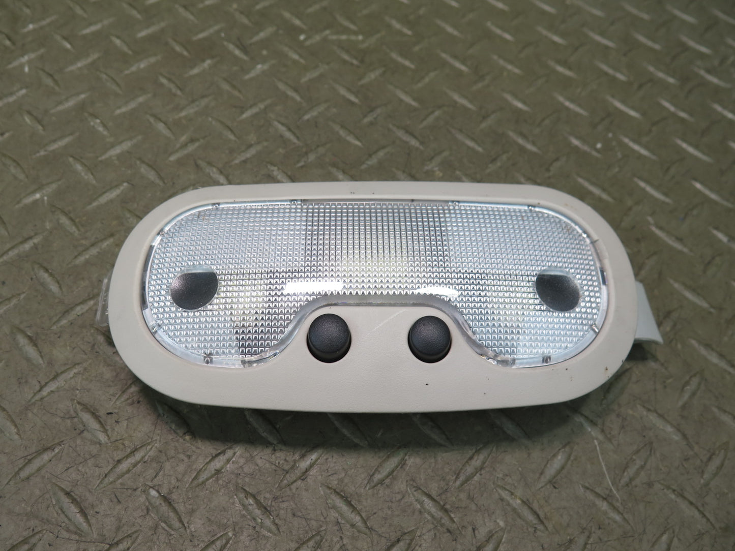 2003-2007 Hummer H2 Front or Rear Overhead Dome Reading Interior Light Lamp