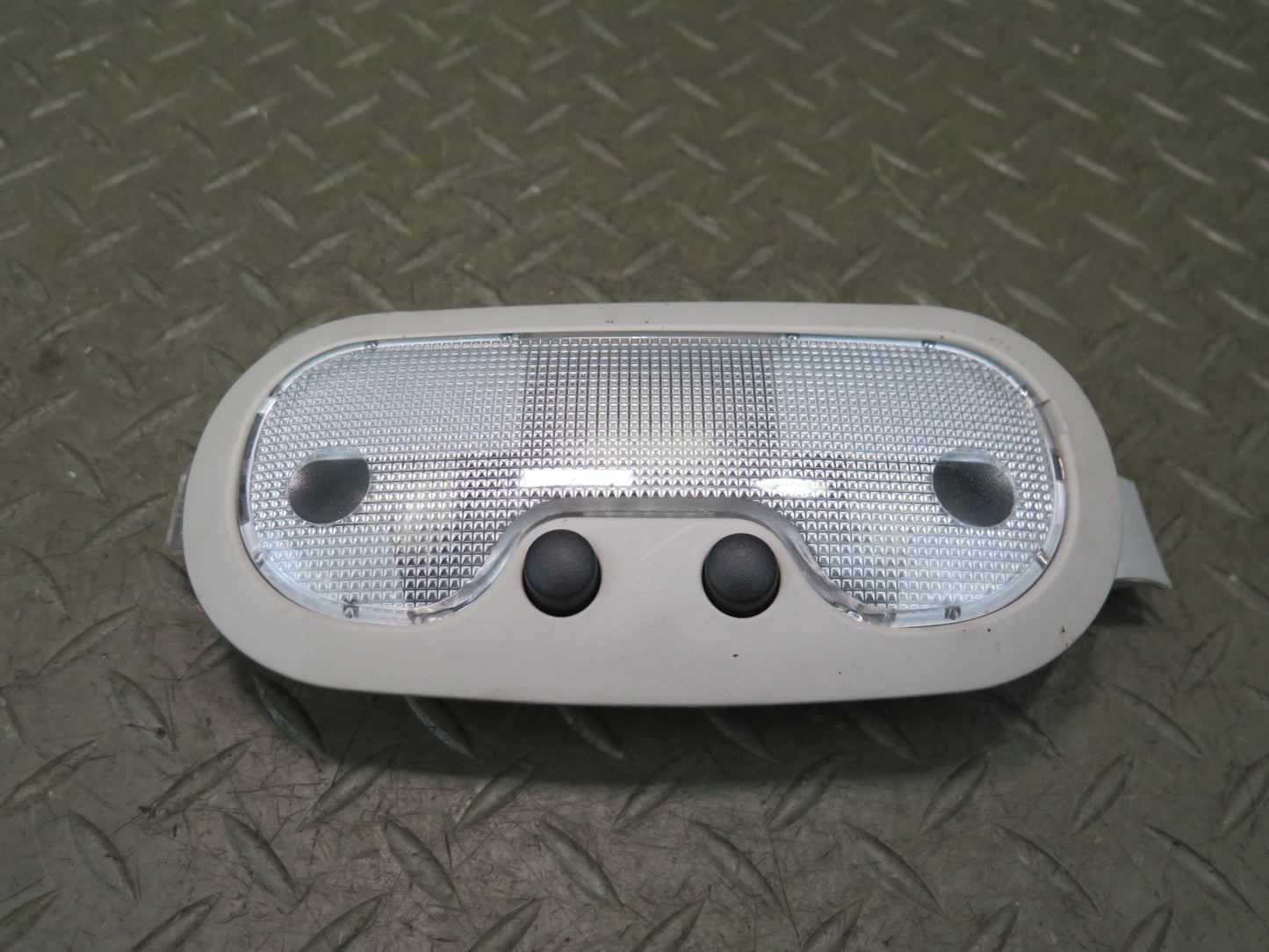 2003-2007 Hummer H2 Front or Rear Overhead Dome Reading Interior Light Lamp