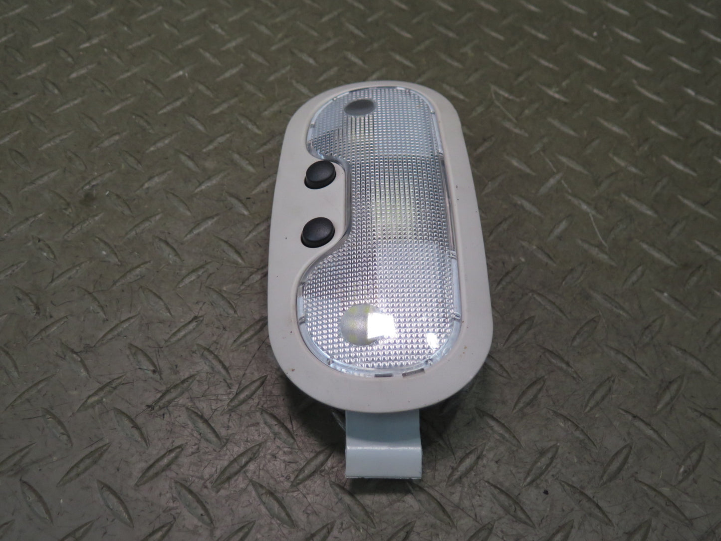 2003-2007 Hummer H2 Front or Rear Overhead Dome Reading Interior Light Lamp