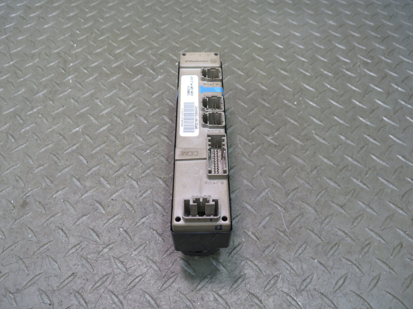 2005-2007 Hummer H2 Front Left Door Master Power Window Mirror Switch 15883319