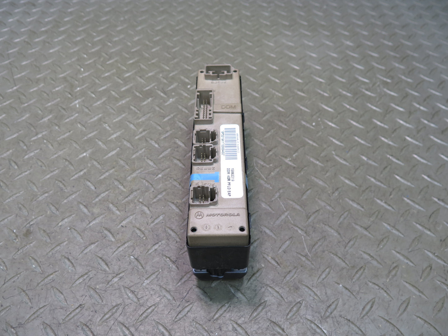 2005-2007 Hummer H2 Front Left Door Master Power Window Mirror Switch 15883319