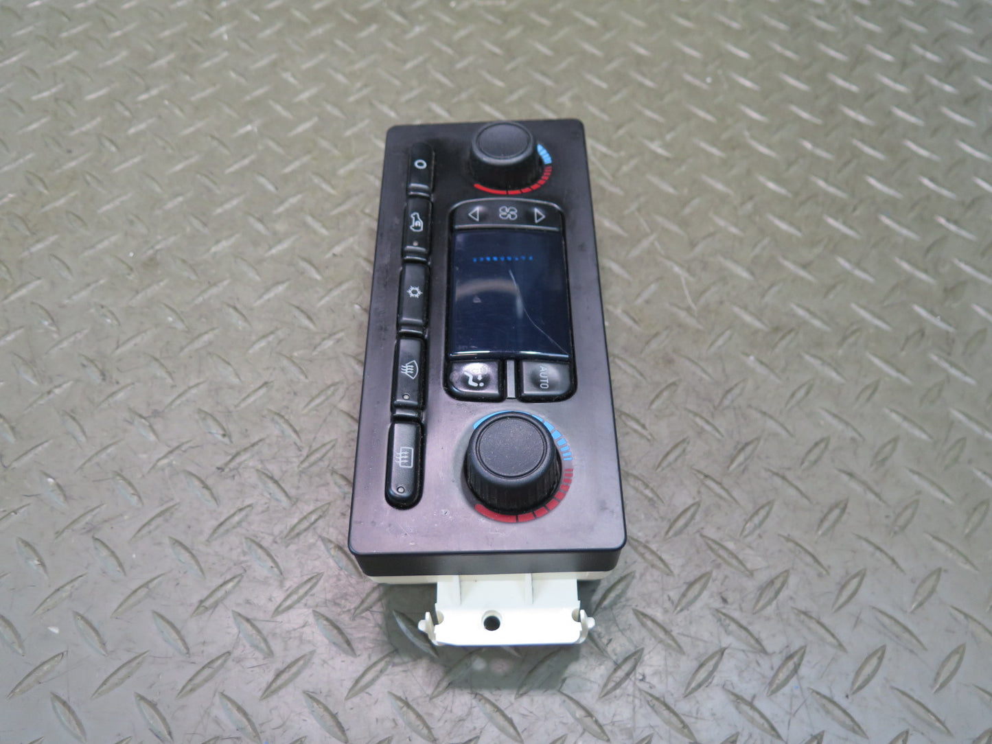 2003-2007 Hummer H2 A/C Heater Climate Control Switch Panel