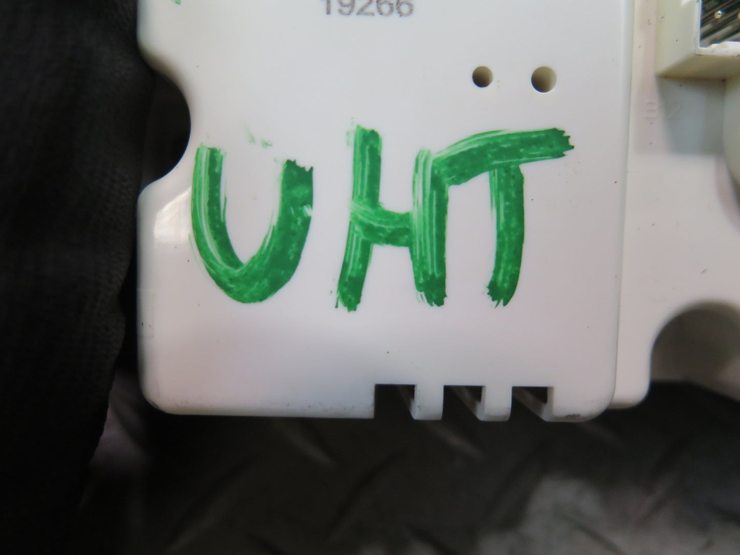 2003-2007 Hummer H2 A/C Heater Climate Control Switch Panel