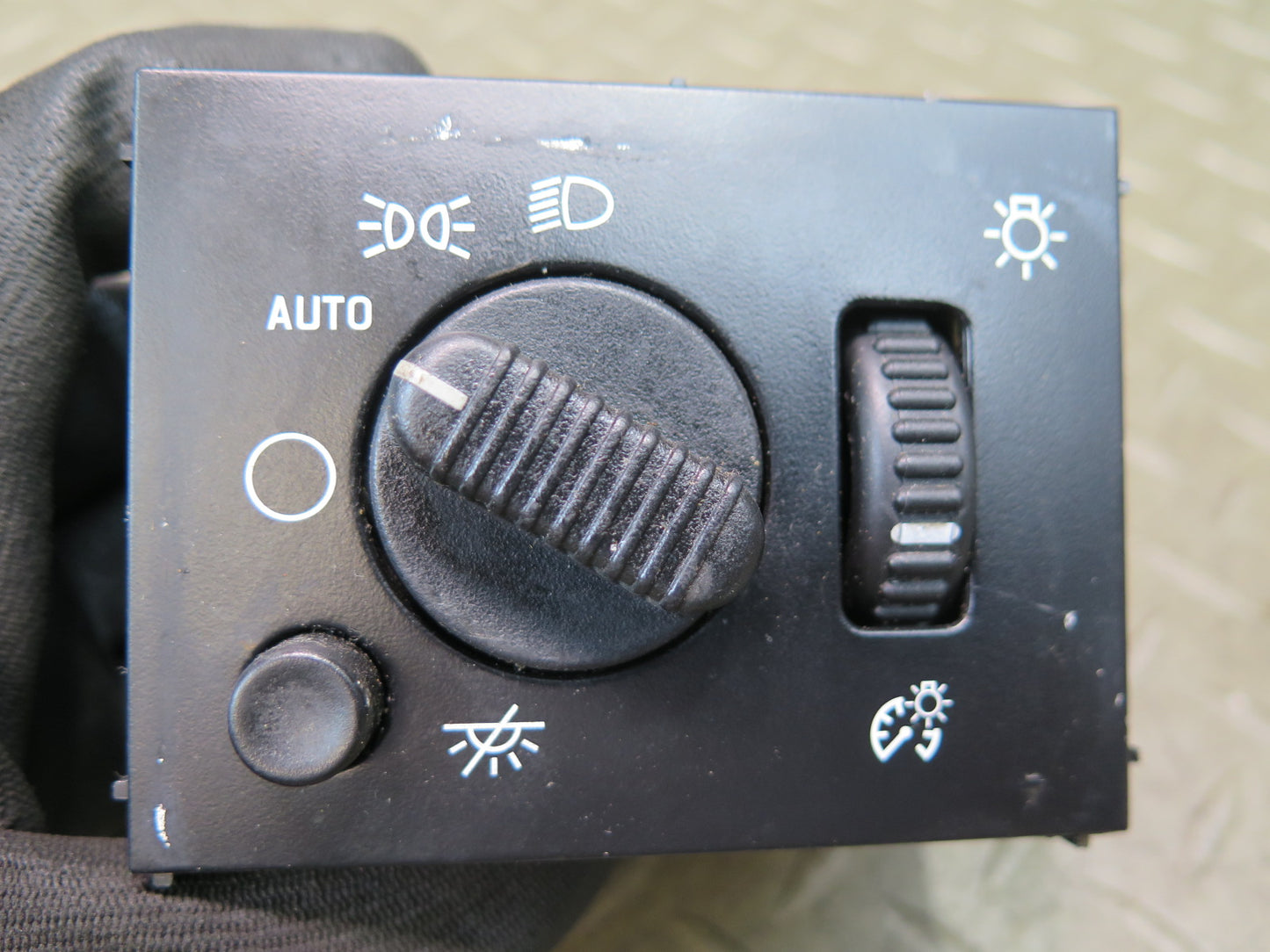 2003-2007 Hummer H2 Headlight Fog Light Lamp Dimmer Control Switch