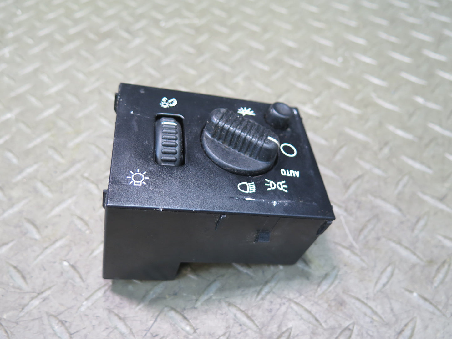 2003-2007 Hummer H2 Headlight Fog Light Lamp Dimmer Control Switch