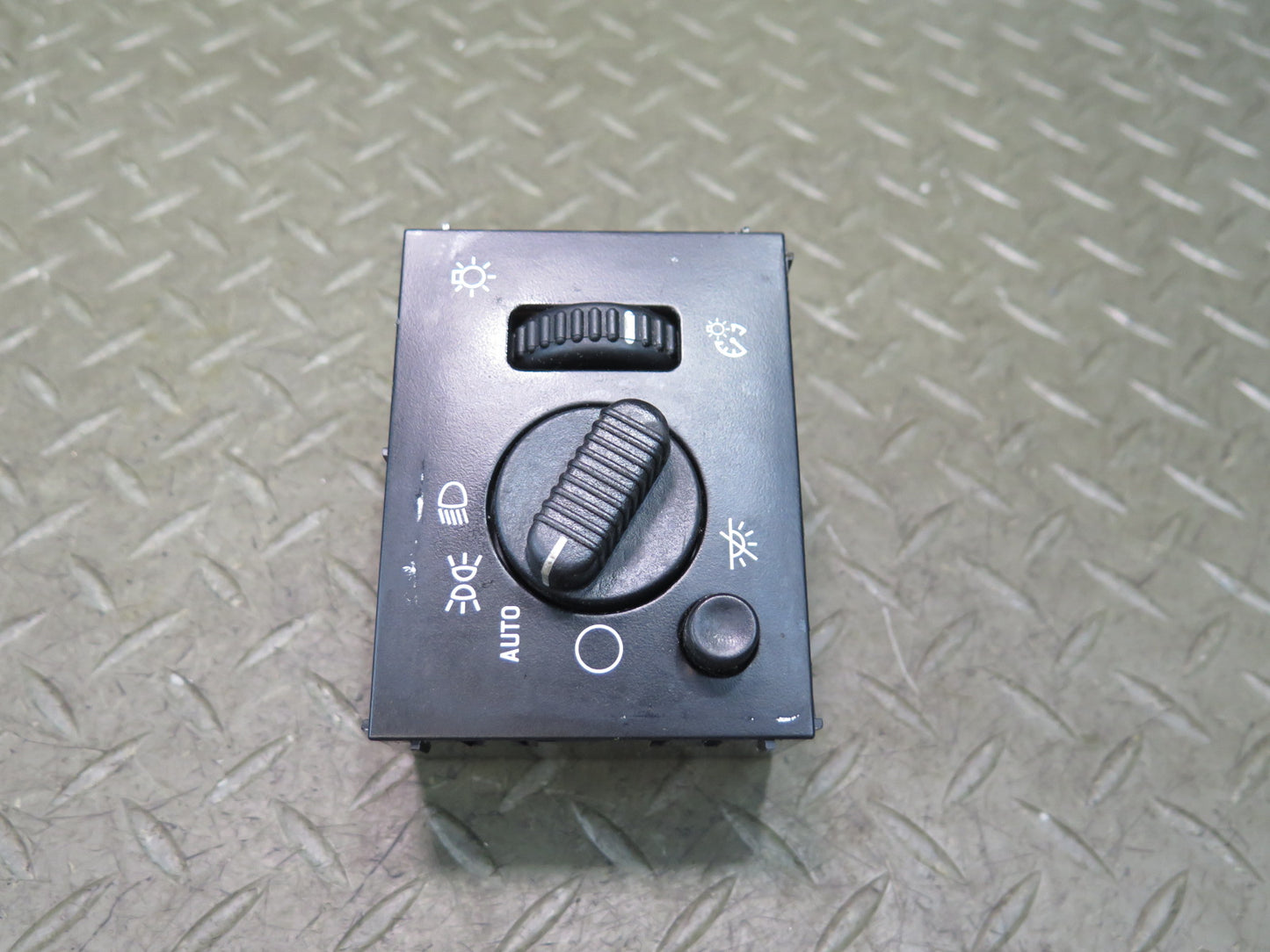 2003-2007 Hummer H2 Headlight Fog Light Lamp Dimmer Control Switch