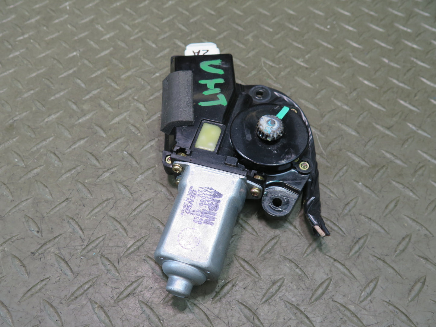 2003-2007 Hummer H2 Upper Sunroof Power Motor Drive Unit 47123-10040