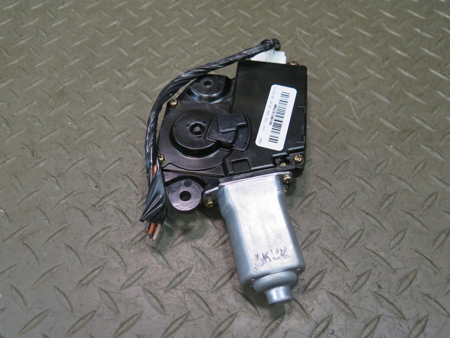 2003-2007 Hummer H2 Upper Sunroof Power Motor Drive Unit 47123-10040