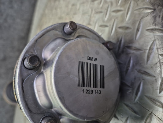 97-03 BMW E39 540i RWD M/T Rear Left or Right Axle Shaft 1229143 OEM