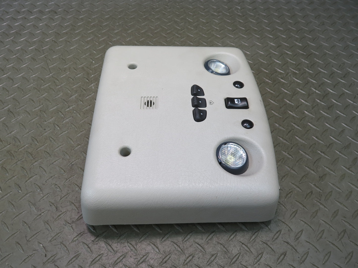 2003-2007 Hummer H2 Front Upper Roof Overhead Console Dome Light Lamp Switch