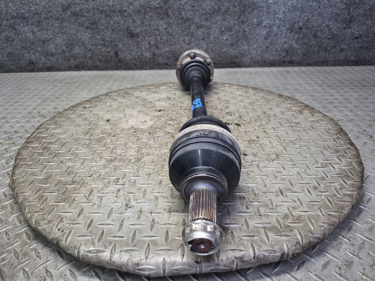 97-03 BMW E39 540i RWD M/T Rear Left or Right Axle Shaft 1229143 OEM