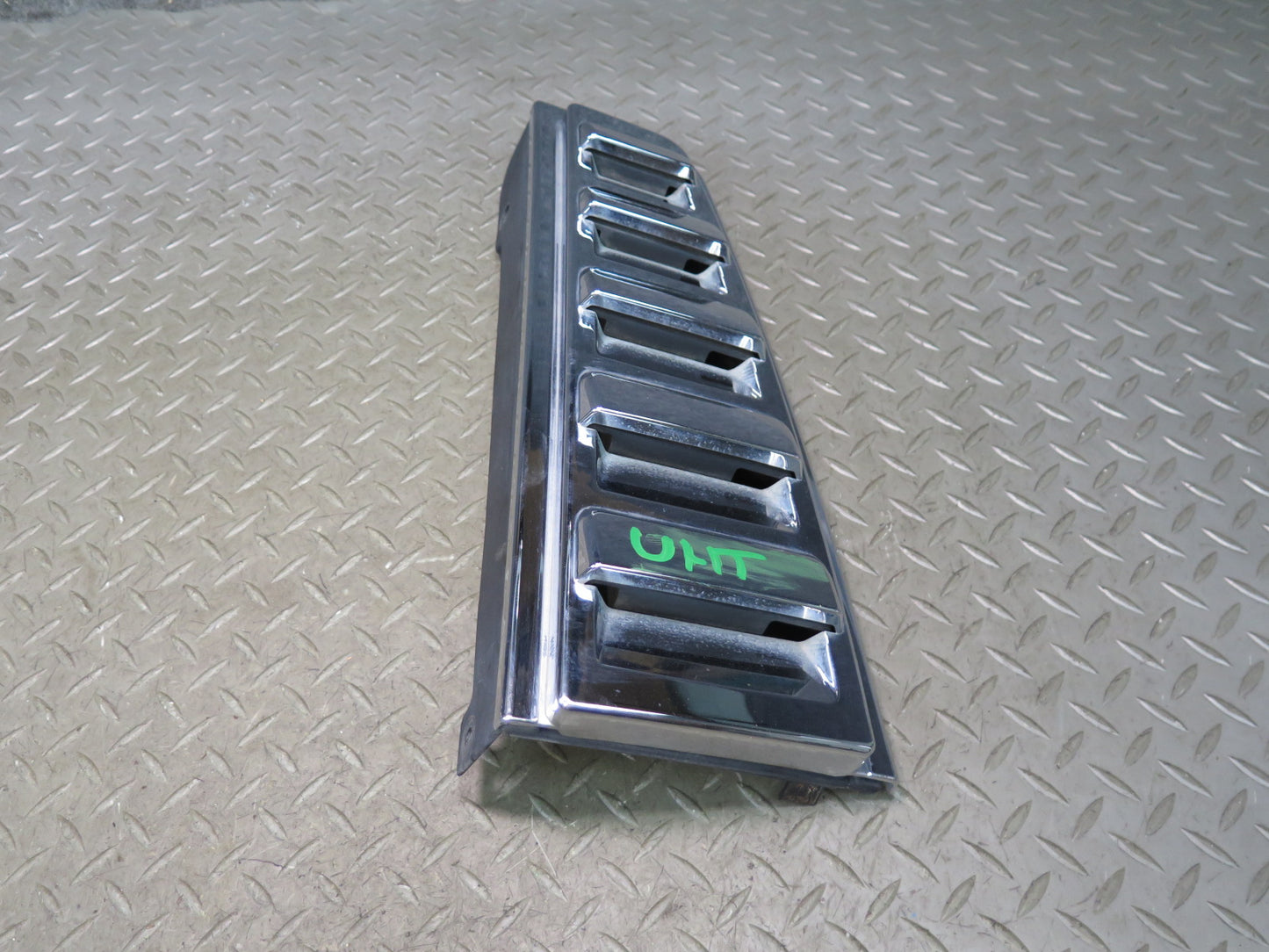2003-2009 Hummer H2 Rear Upper Tail Light Air Vent Applique Trim Grille Set of 2