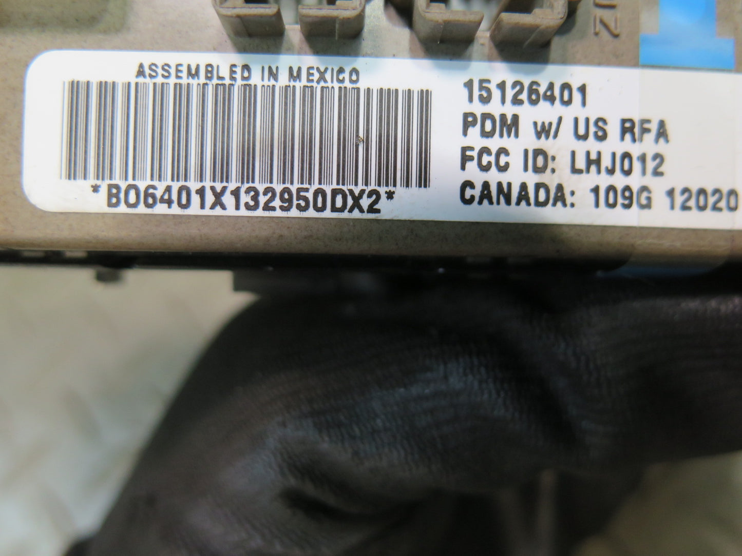 2005-2007 Hummer H2 Front Right Side Door Power Window Mirror Switch 15126401