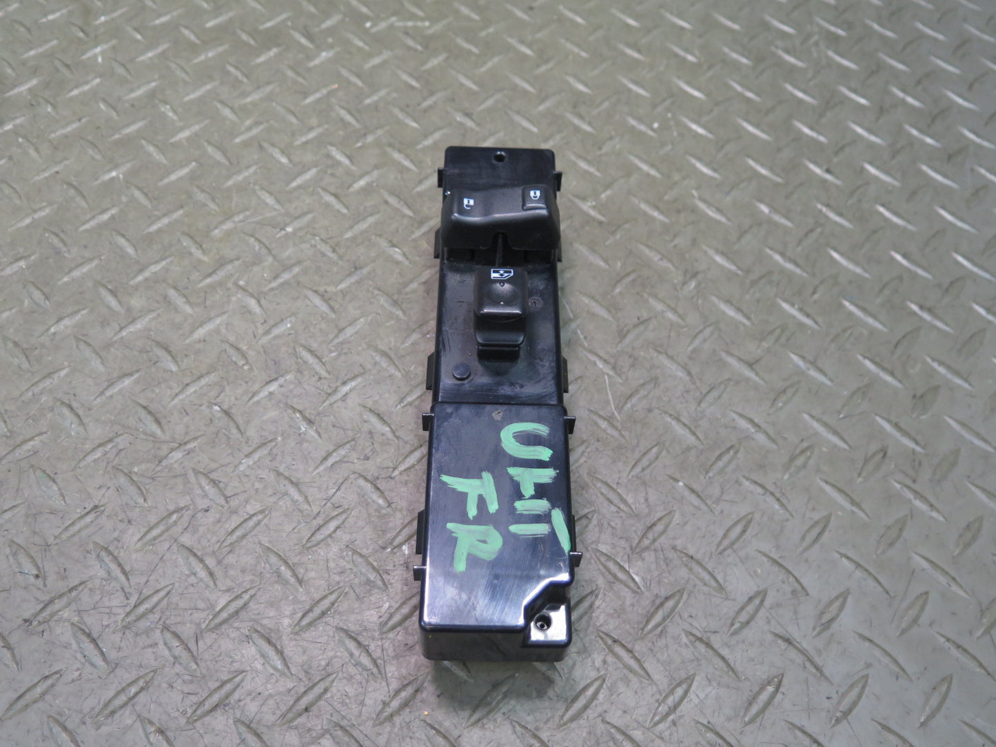 2005-2007 Hummer H2 Front Right Side Door Power Window Mirror Switch 15126401