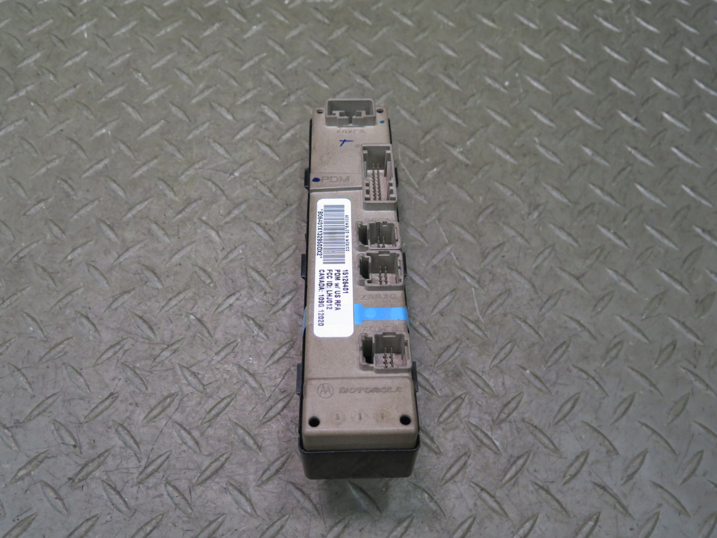 2005-2007 Hummer H2 Front Right Side Door Power Window Mirror Switch 15126401