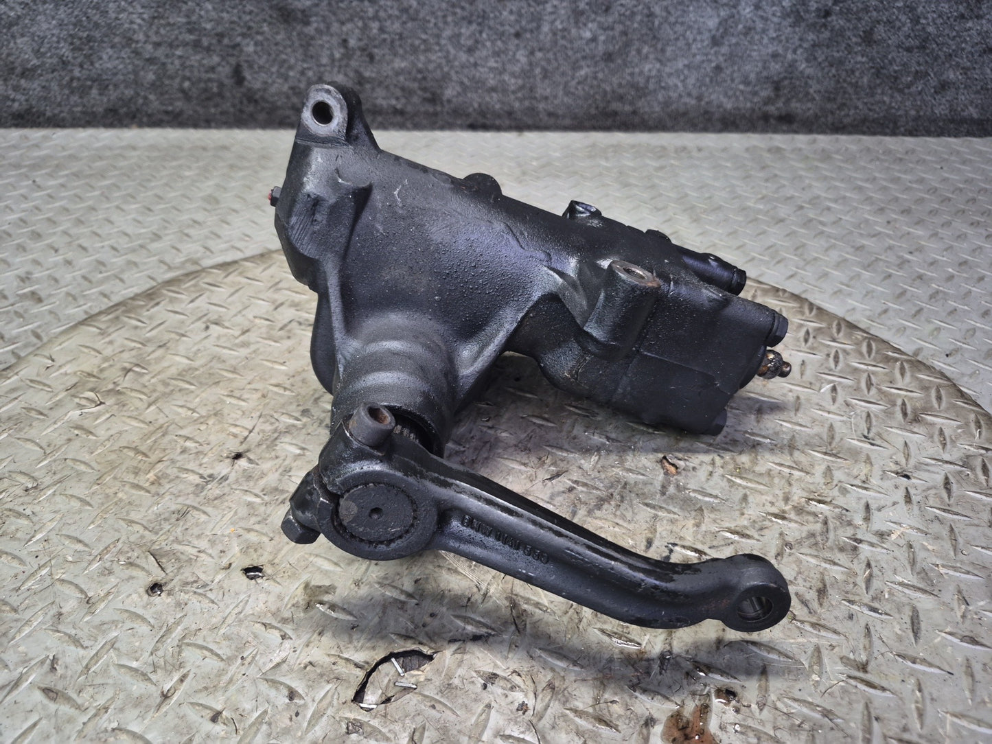 97-03 BMW E39 540i M62 Power Steering Gear Box Gearbox 1095189 OEM