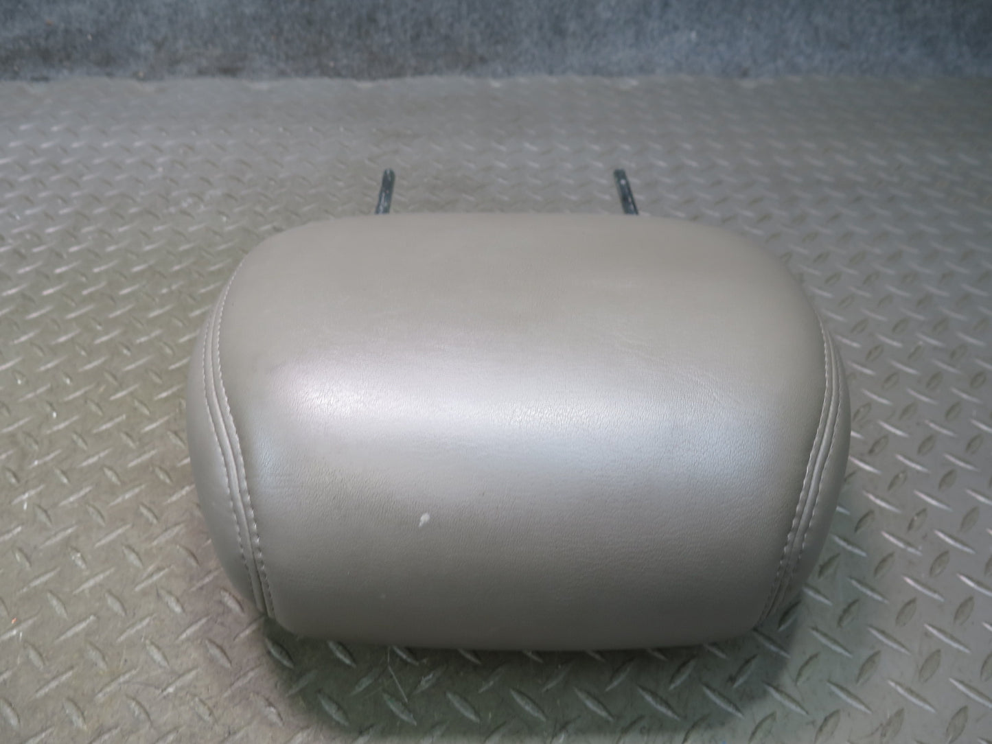 2003-2007 Hummer H2 Front Right & Left Side Seat Headrest Leather Set