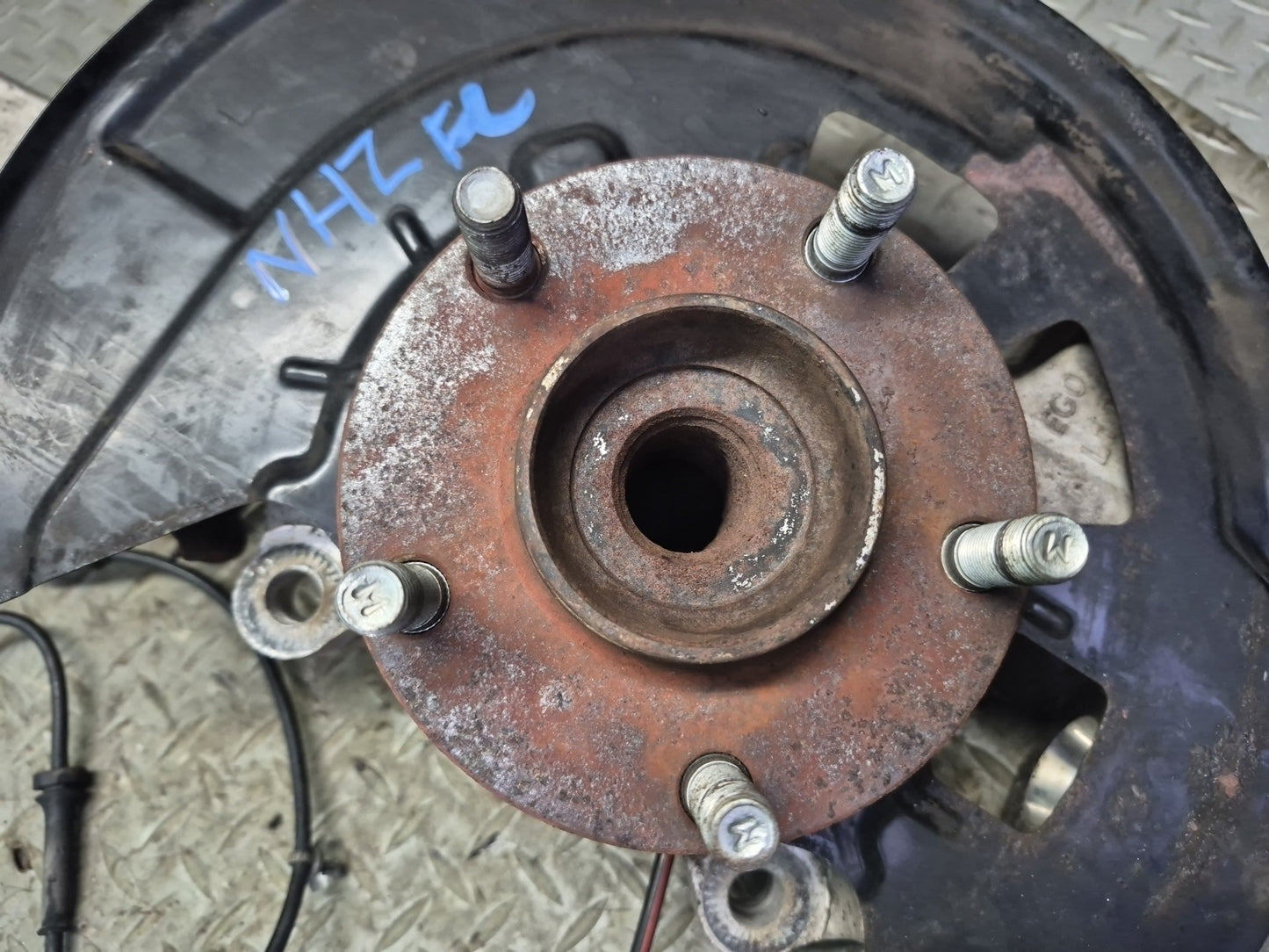 13-20 Nissan Z34 370Z Front Left Spindle Knuckle Wheel Hub Bearing 72K Miles OEM
