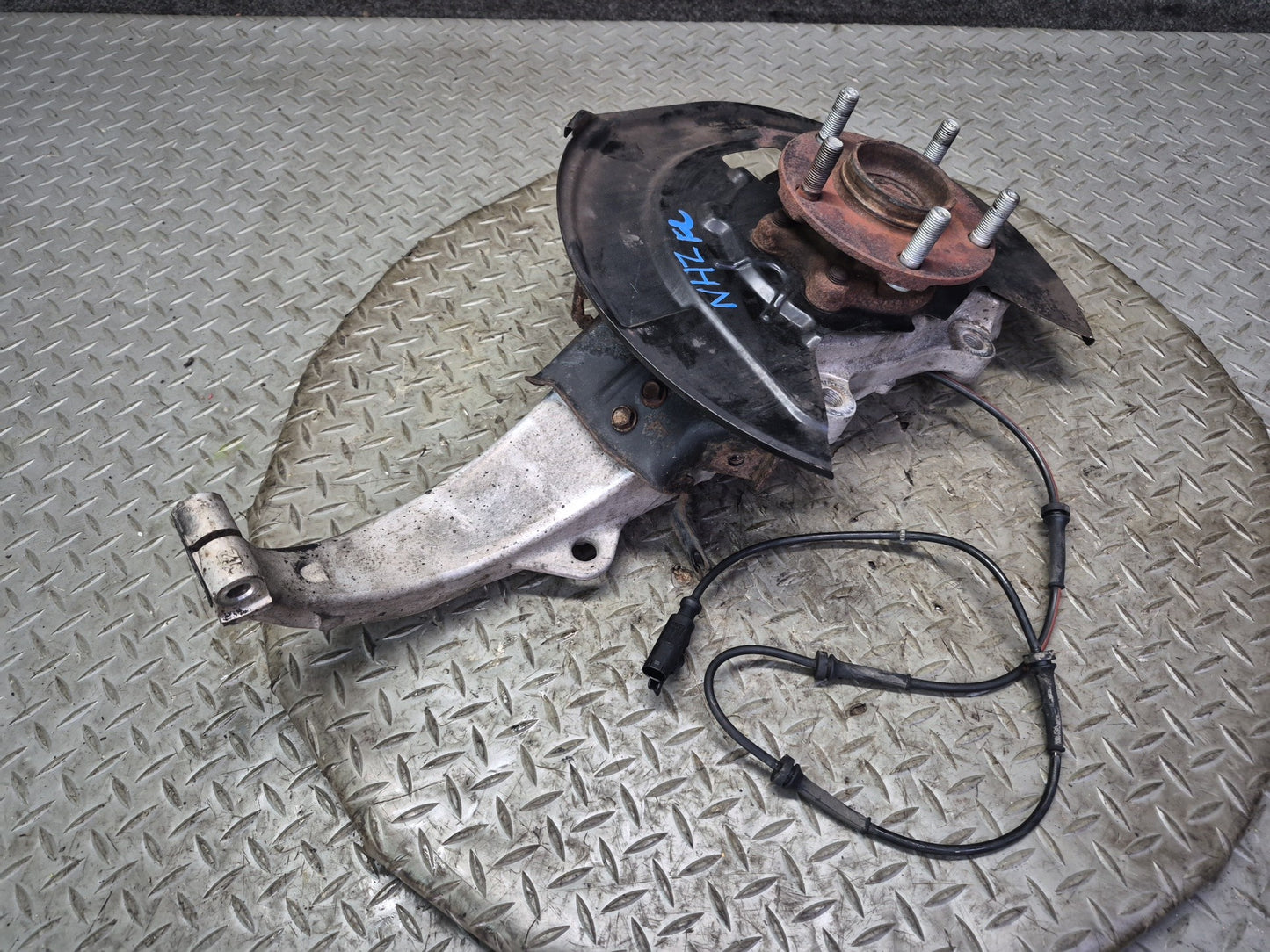 13-20 Nissan Z34 370Z Front Left Spindle Knuckle Wheel Hub Bearing 72K Miles OEM