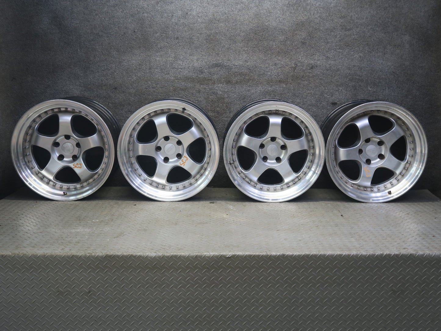 Set of 4 ESR SR06 Wheel R18" Rim 18x10.5J ET15 5x114.3mm