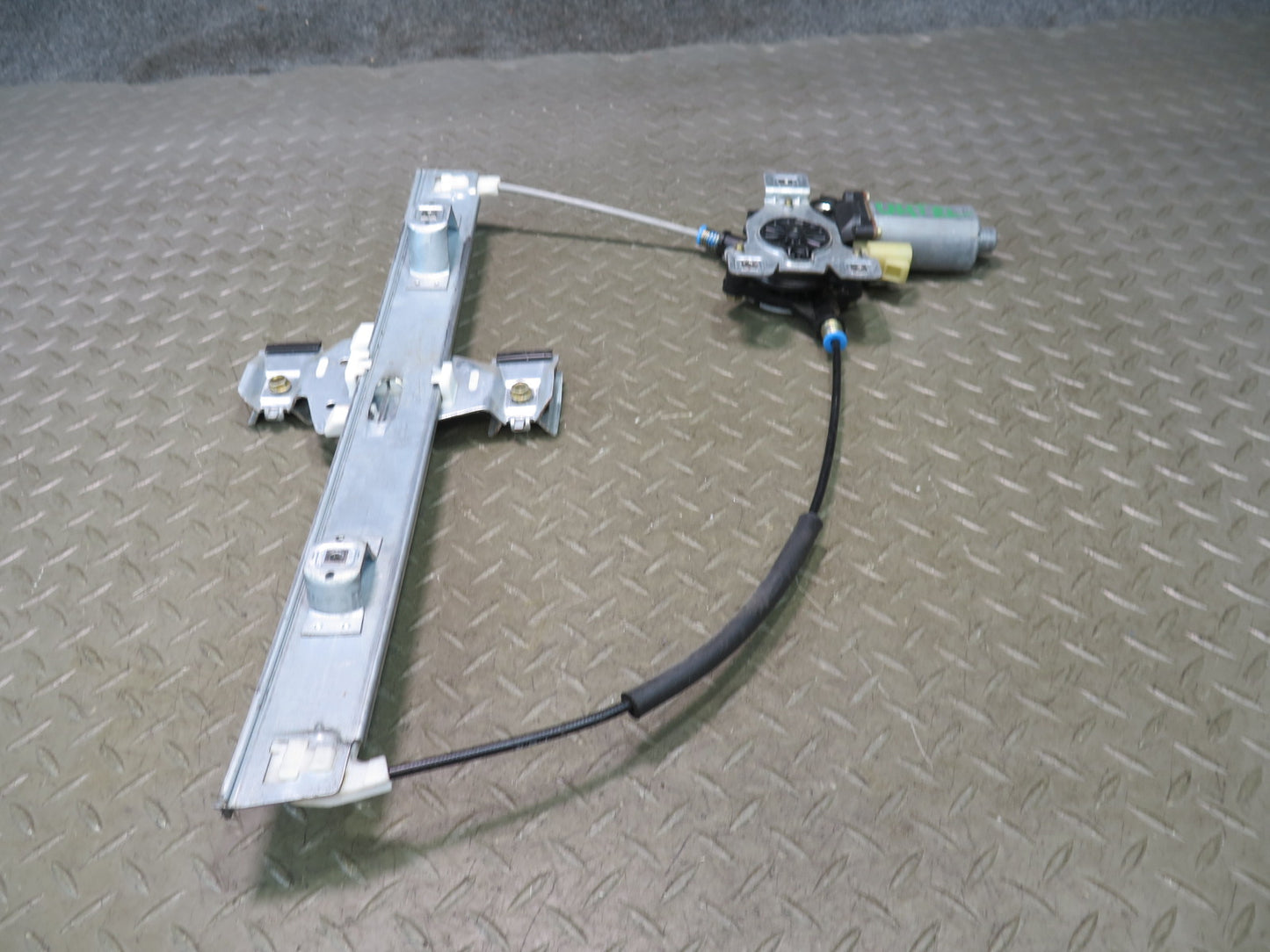 2003-2009 Hummer H2 Rear Left Side Door Window Regulator W/ Motor