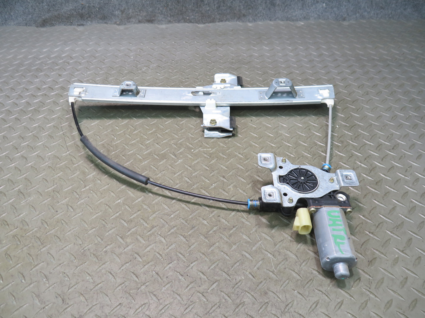 2003-2009 Hummer H2 Rear Left Side Door Window Regulator W/ Motor