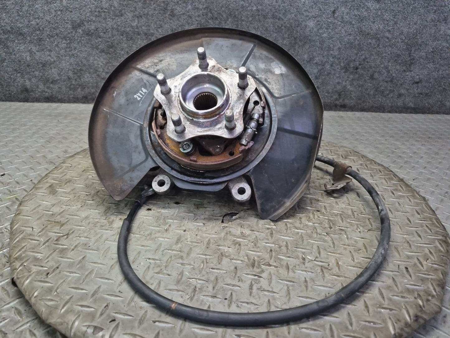10-20 Nissan Z34 370Z Rear Right Spindle Knuckle Wheel Hub Bearing 72K Miles OEM